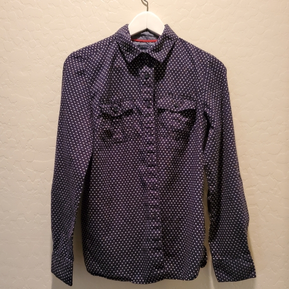 Tommy Hilfiger Tops - Tommy Hilfiger Button down shirt